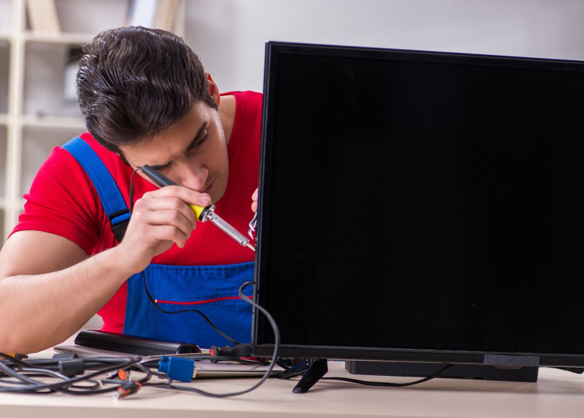 Tivi nháy đèn đỏ