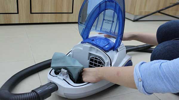 Khi nào cần sửa máy hút bụi tại nhà